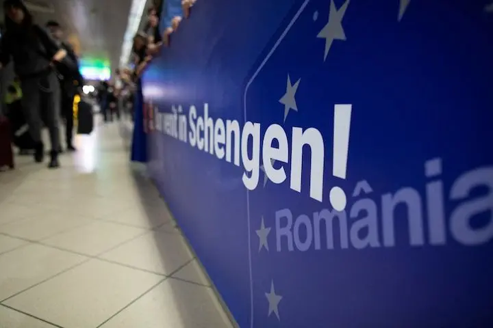 Bulgaristan ve Romanya Schengen Bölgesi’ne Katılımını Kutluyor