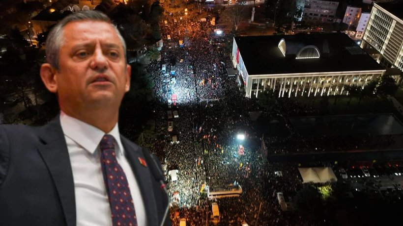 CHP lideri Özgür Özel Saraçhane’de 300 bin kişiye seslendi: “Demokrasi için, adalet için birlikte duracağız!”