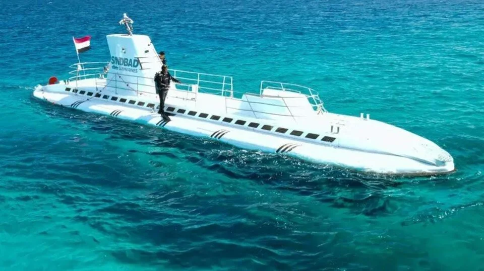 Kızıldeniz’de Facia: Turist taşıyan denizaltı battı, ölü ve yaralı var