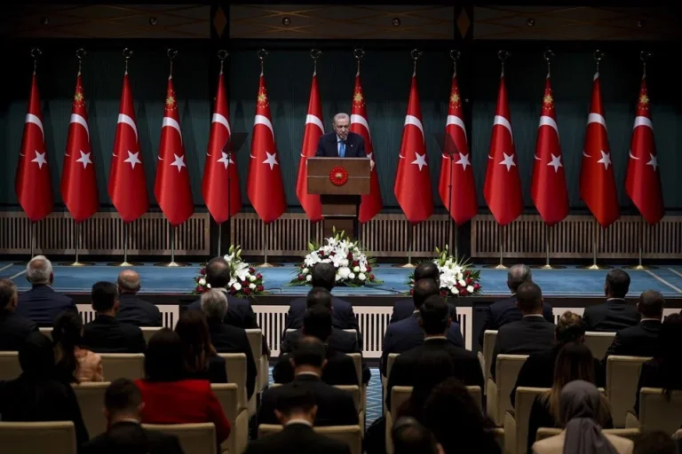 Cumhurbaşkanı Erdoğan: Amacım Putin, Zelenski ve Trump’ı konuk etmek