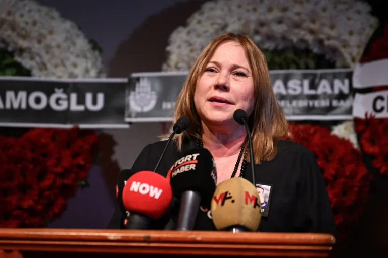kadir inanir son yolculuguna ugurlandi22 Kadir İnanır son yolculuğuna uğurlandı