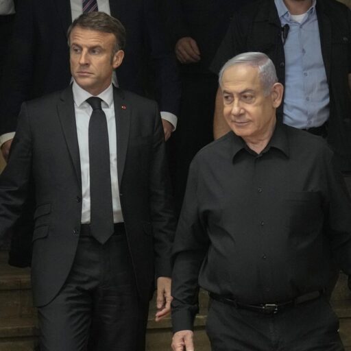 fransa13 1 Mélenchon’dan Macron’a sert Gazze suçlaması: “İsrail’in suçlarına ortak etti”