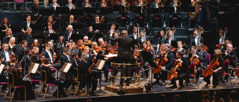 royal flarmoy ork Dünyaca ünlü Royal Philharmonic Orchestra İstanbul ve Ankara’da sahne alacak