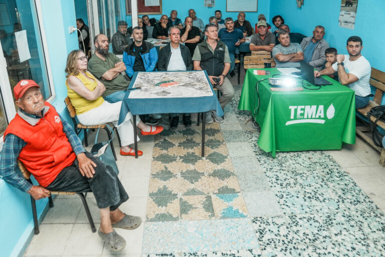 canak2 Çanakkale’de sürdürülebilir tarım için sahada yeni model: 70 üreticiye yeşil gübreleme eğitimi