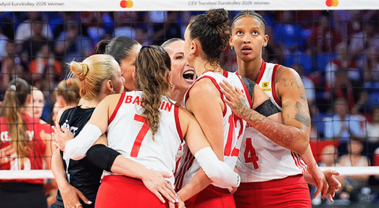 filenin sultanlari Filenin Sultanları tarih yazdı... Türkiye 2026 Avrupa Voleybol Şampiyonu!