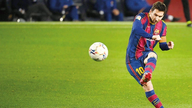messi veda edecek2 Messi sahalara veda ediyor
