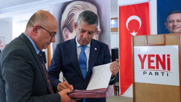 yeni parti icin aymde ilk toplanti 29 eylulde yapilacak 0021 YENİ Parti için AYM süreci başladı: Gözler 29 Eylül’de
