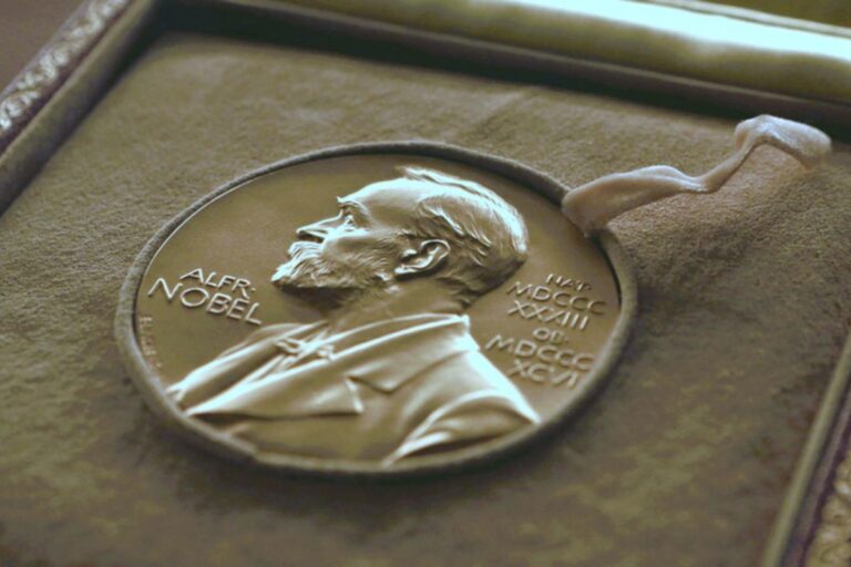2026 nobel fizik odulu francis halzen e gitti Nobel Fizik Ödülü Francis Halzen’in: Buzların altındaki keşif tarihe geçti