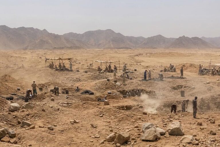 Misir Sudan sinirinda altin madenine hava saldirisi 72 olu Sudan’da altın madenine hava saldırısı: 72 madenci öldü iddiası