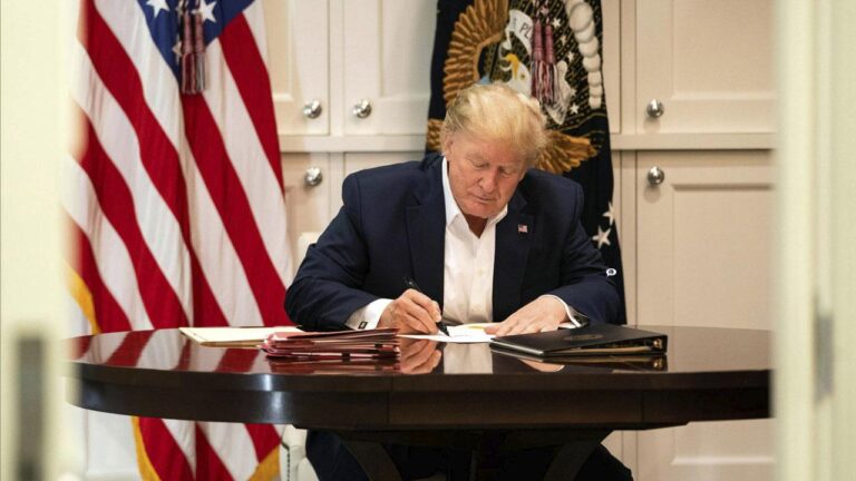 Trump’tan Rusya yaptırımlarında geri adım: Yeni paket askıya alındı