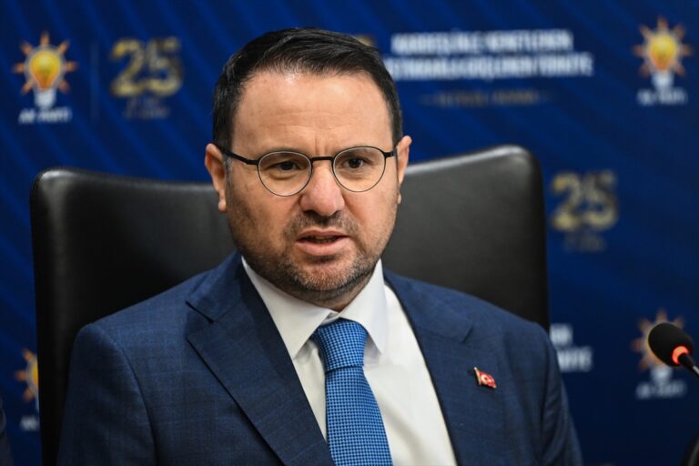 akin gurlek adalet bakani fon sorusturmasi hakkinda bilgi verdi Fon soruşturmasında 187,6 milyar liralık kazanç tespiti: 214 kişi ve kurum mercek altında