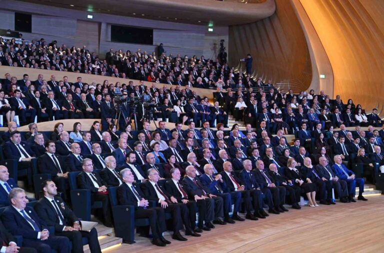 azerbaycan cumhurbaskani aliyev konustu Aliyev’den dikkat çeken sözler: “Kimsenin yardımına ihtiyacımız yok” – Türkiye ile ilişkiler ne durumda?