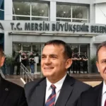 mersinde belediyelere operasyon baskanlar dahil 59 gozalti alindi Mersin'de belediyelere operasyon: Vahap Seçer dahil 59 kişi gözaltında