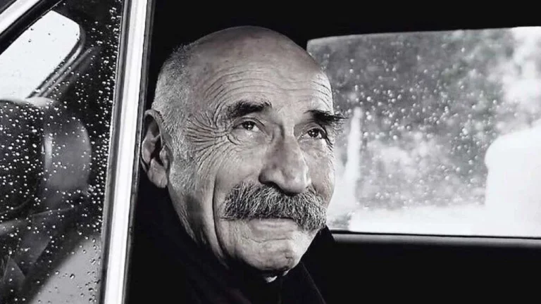 Tuncel Kurtiz, vefatının 13. yılında mezarı başında anıldı